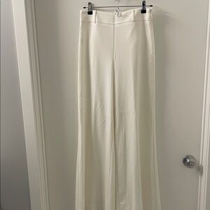 Ann Taylor winter white. Wide Leg Pants. NWT.